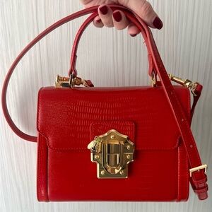 La‘festin Bee detail red handbag